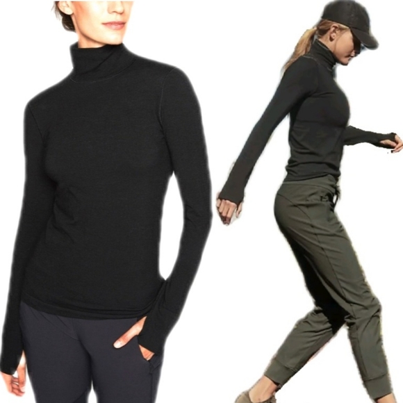 Athleta Sweaters - NWT Athleta Wmns L Black Remarkawool Seamless Turtleneck with Thumb Holes
